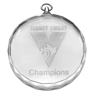 Crystal medal with crystal construction