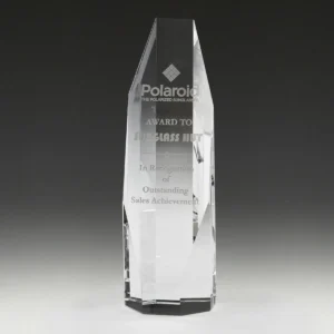 Crystal octagon with crystal construction